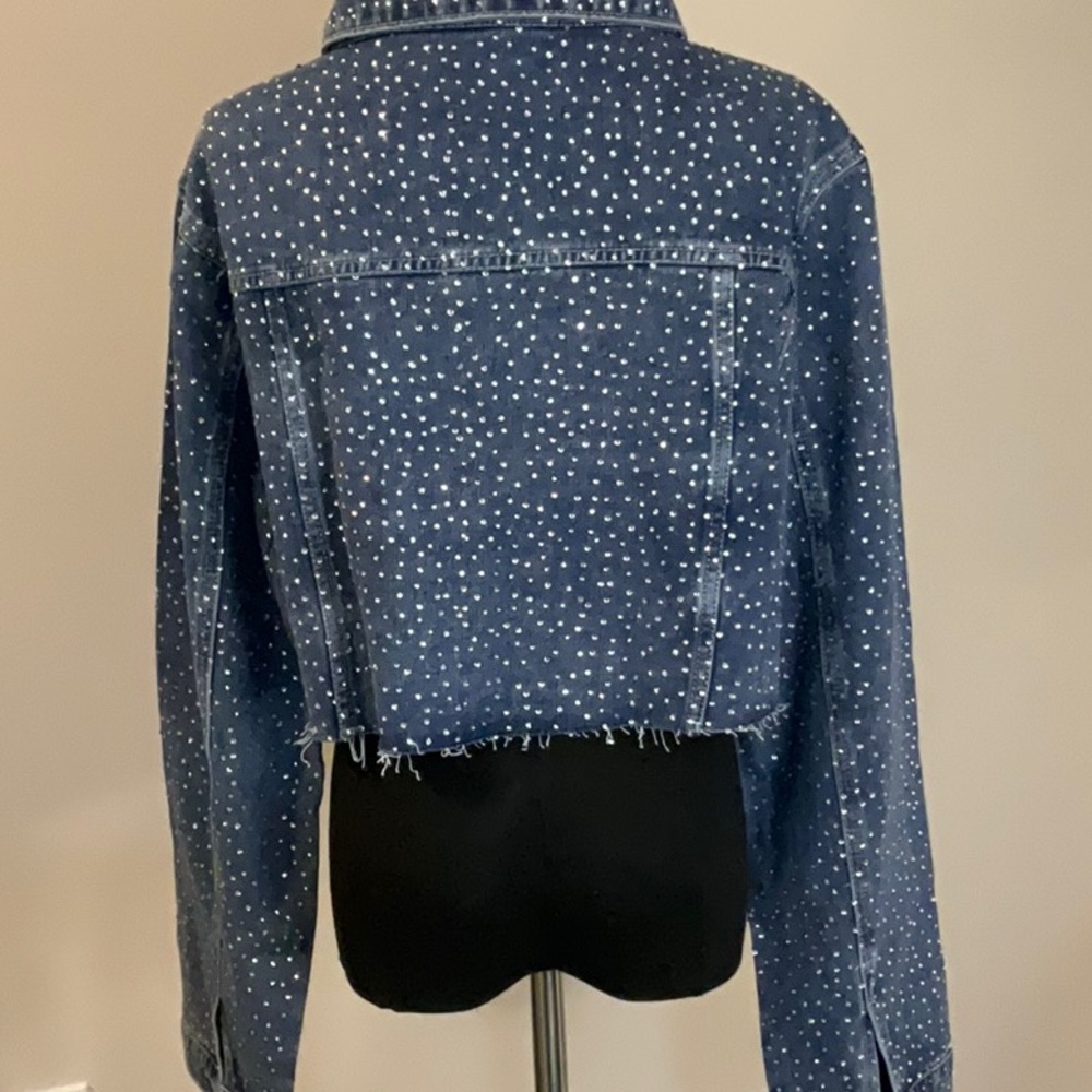 🎉HOST PICK🎉 NWT Studded Denim J Jacket With Rhinestone Fringes - Size Medium - Picture 2 of 8